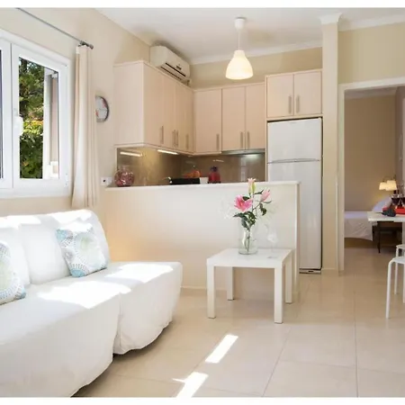 Case de vacanță Aelia House - Helios Agios Ioannis (Lefkada)