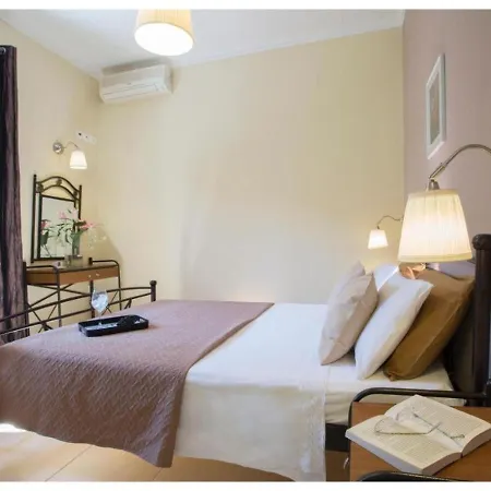 Holiday home Aelia House - Helios *