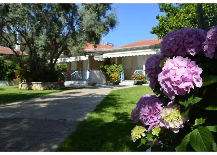 Holiday home Aelia House - Helios